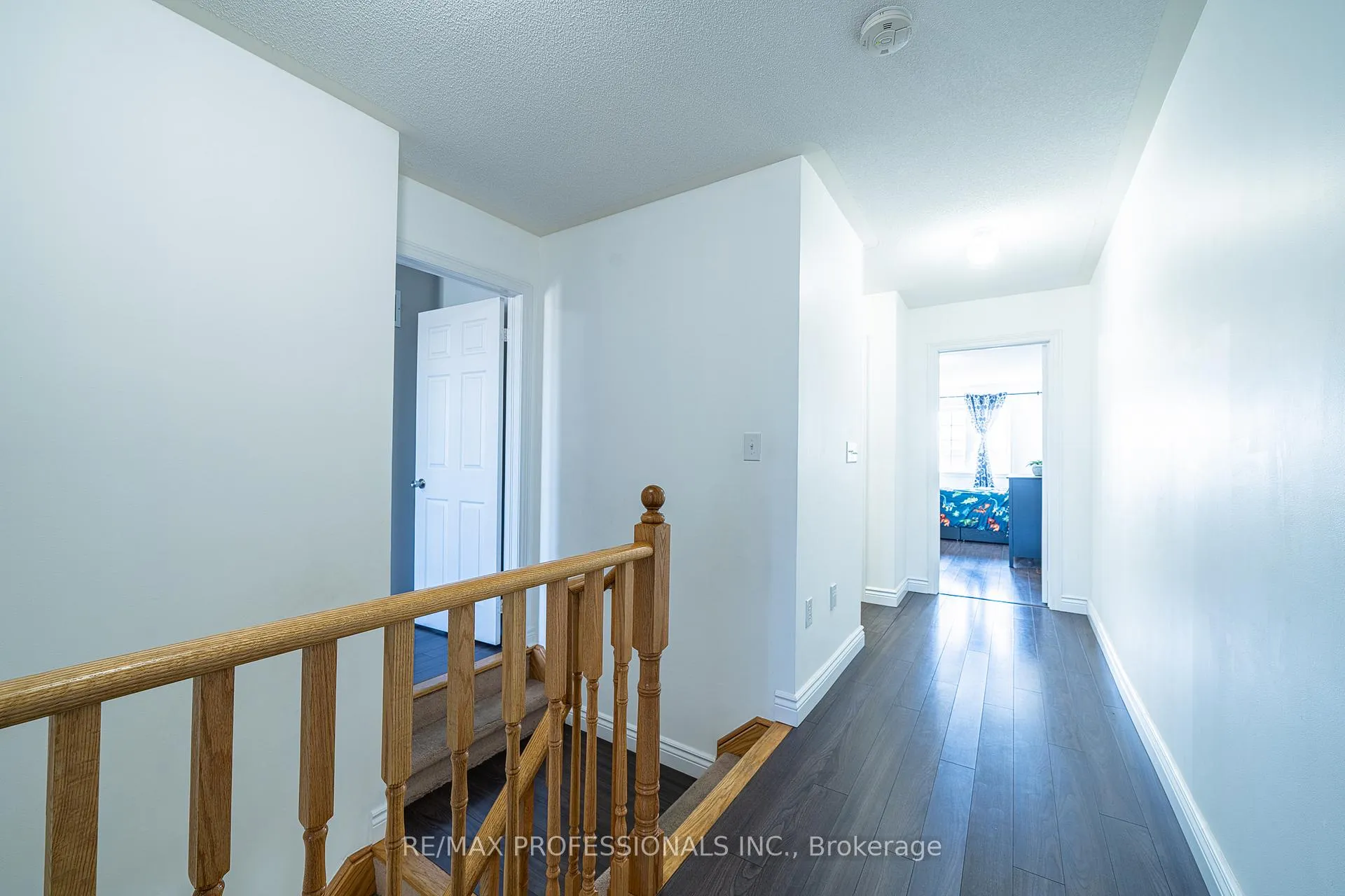 Photo 9 of 9720 McLaughlin Road, Brampton, Fletcher's Creek Village — HOMEH