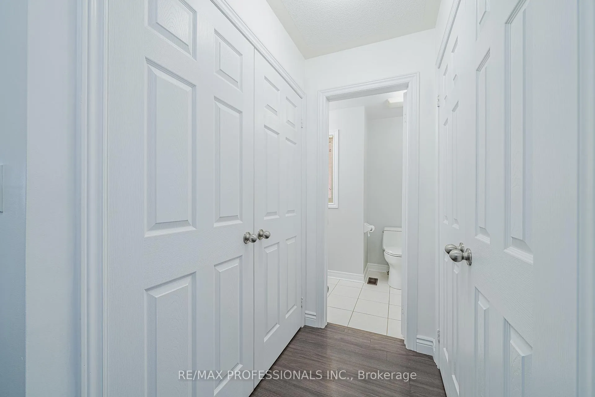 Photo 15 of 9720 McLaughlin Road, Brampton, Fletcher's Creek Village — HOMEH
