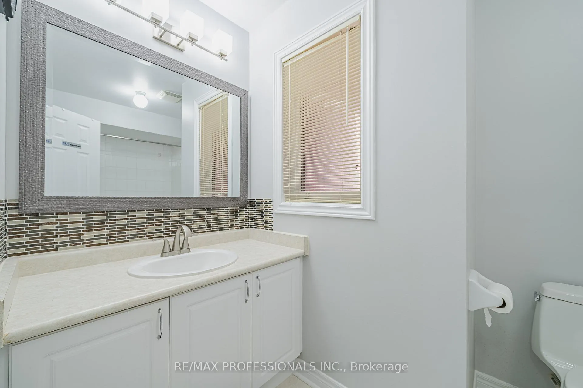Photo 16 of 9720 McLaughlin Road, Brampton, Fletcher's Creek Village — HOMEH