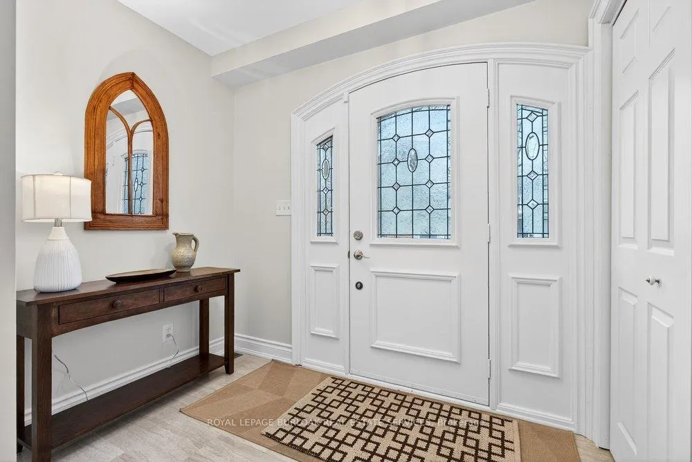 Photo 3 of 2153 Paisley Avenue, Burlington, Brant — HOMEH
