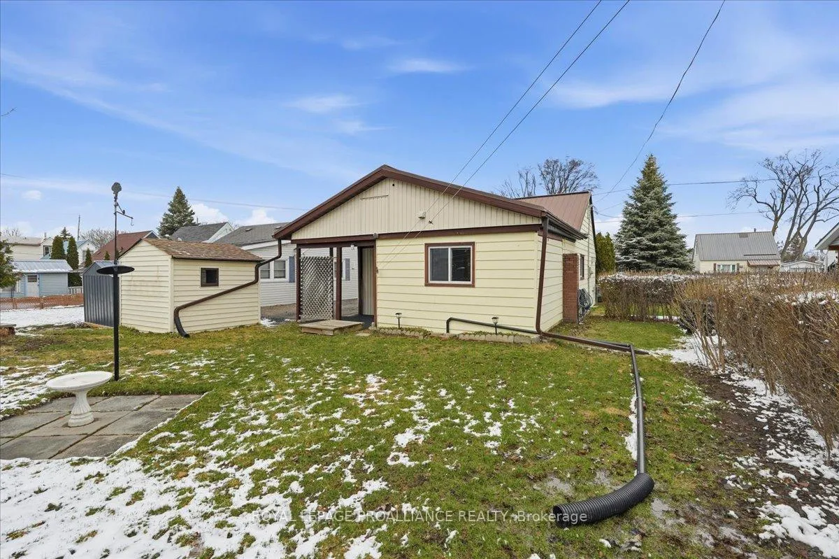 Photo 25 of 11 Weeks Avenue, Quinte West, Trenton Ward — HOMEH