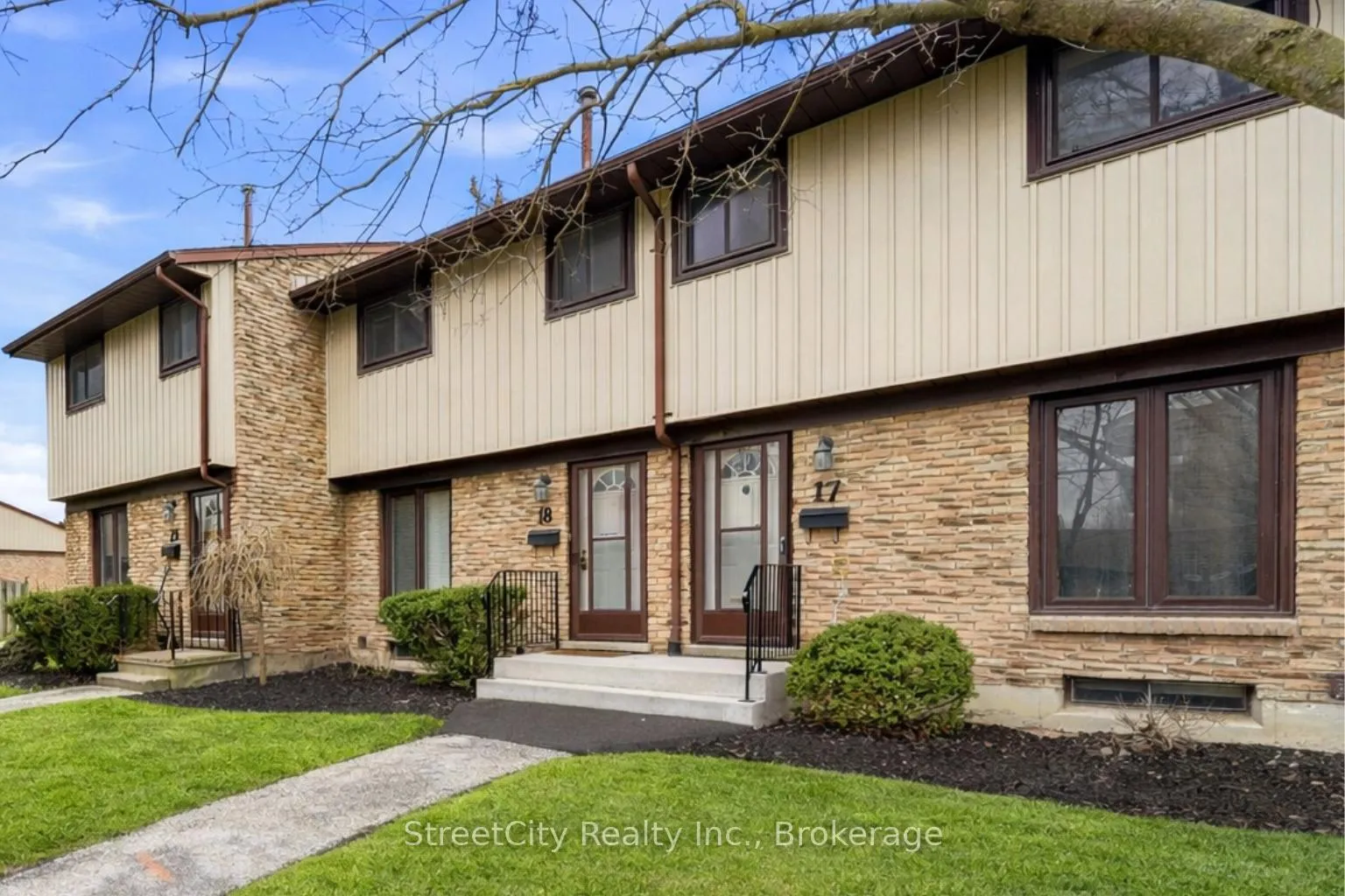 Front of Unit 17, 91 Avonwood Drive
