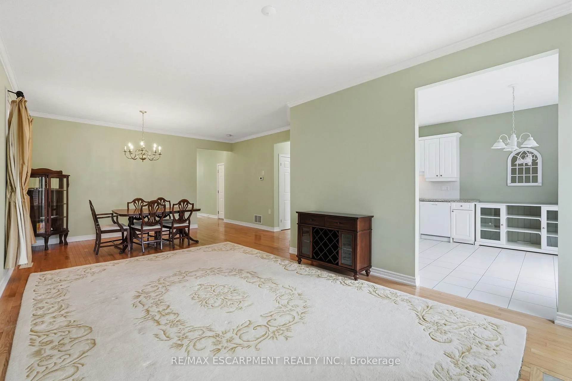 Photo 19 of Unit 10, 2165 Itabashi Way, Burlington, Tansley — HOMEH