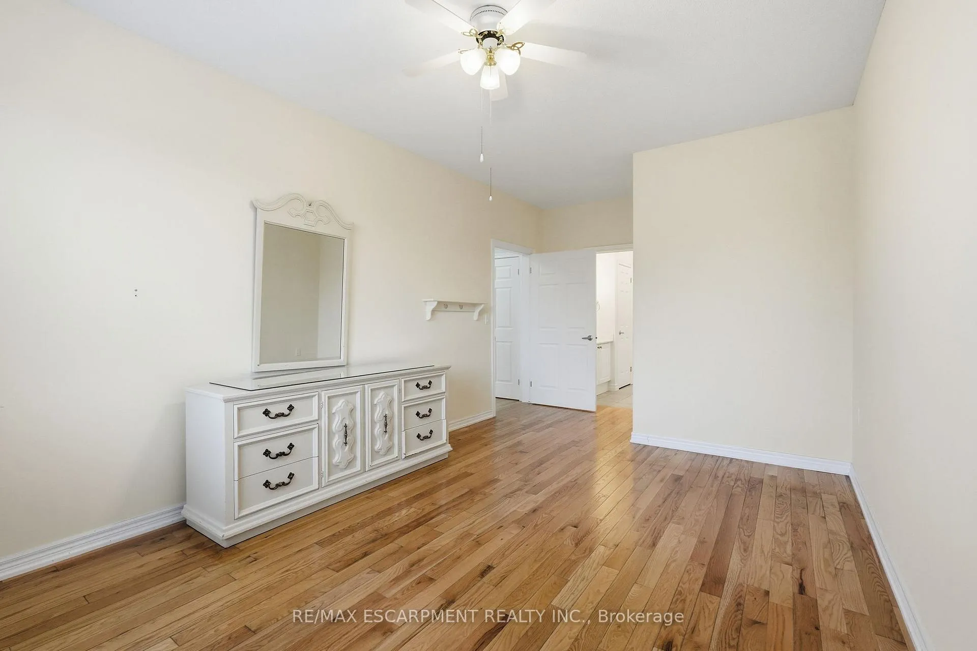Photo 32 of Unit 10, 2165 Itabashi Way, Burlington, Tansley — HOMEH