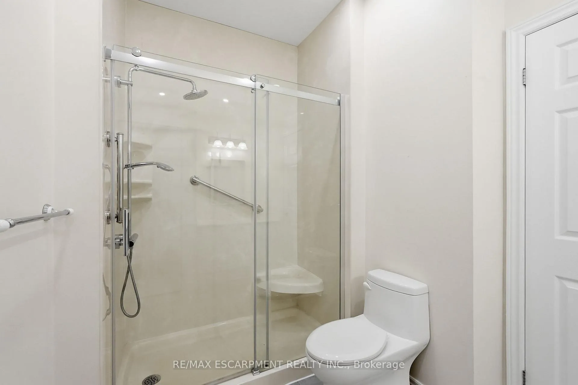 Photo 34 of Unit 10, 2165 Itabashi Way, Burlington, Tansley — HOMEH