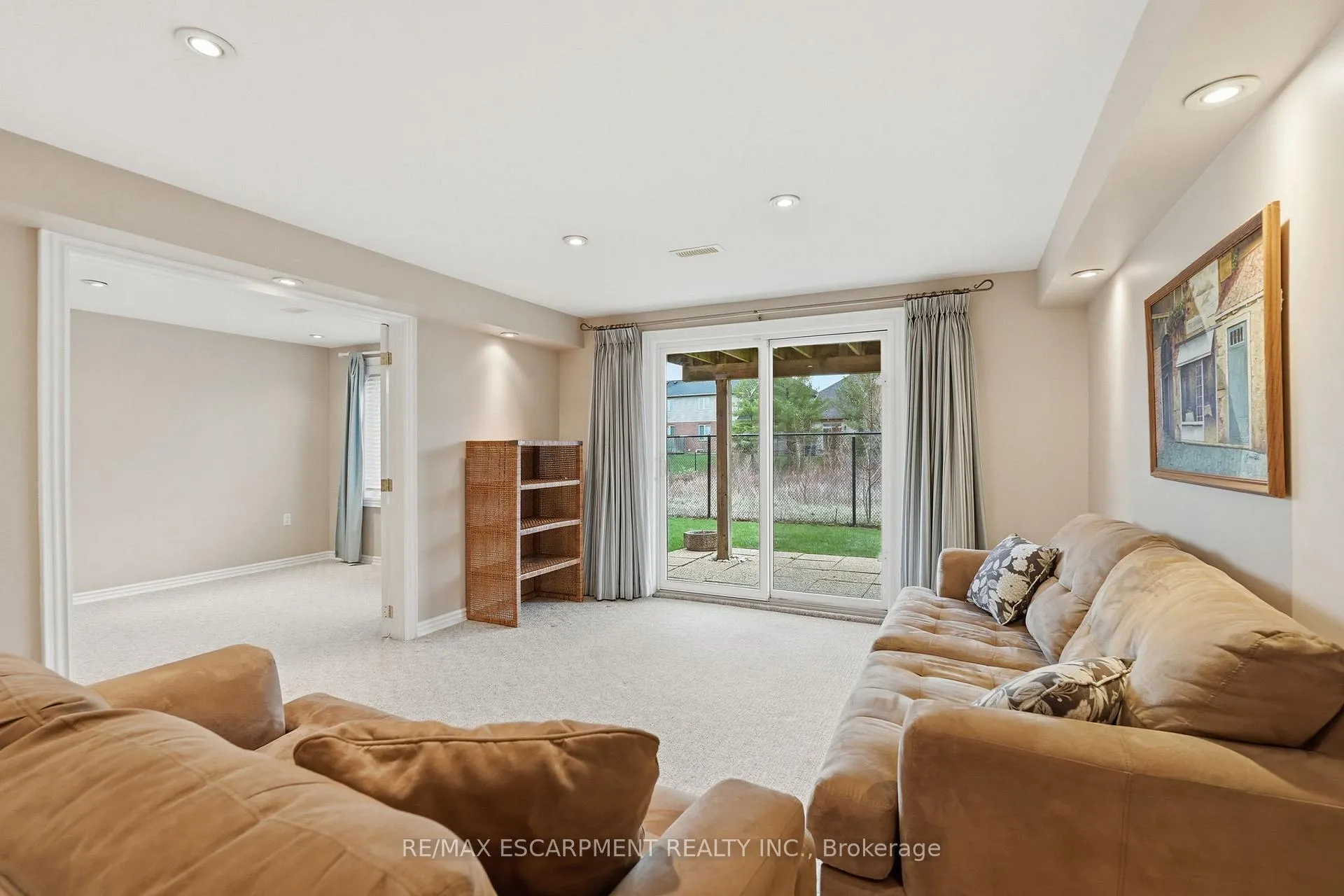 Photo 37 of Unit 10, 2165 Itabashi Way, Burlington, Tansley — HOMEH