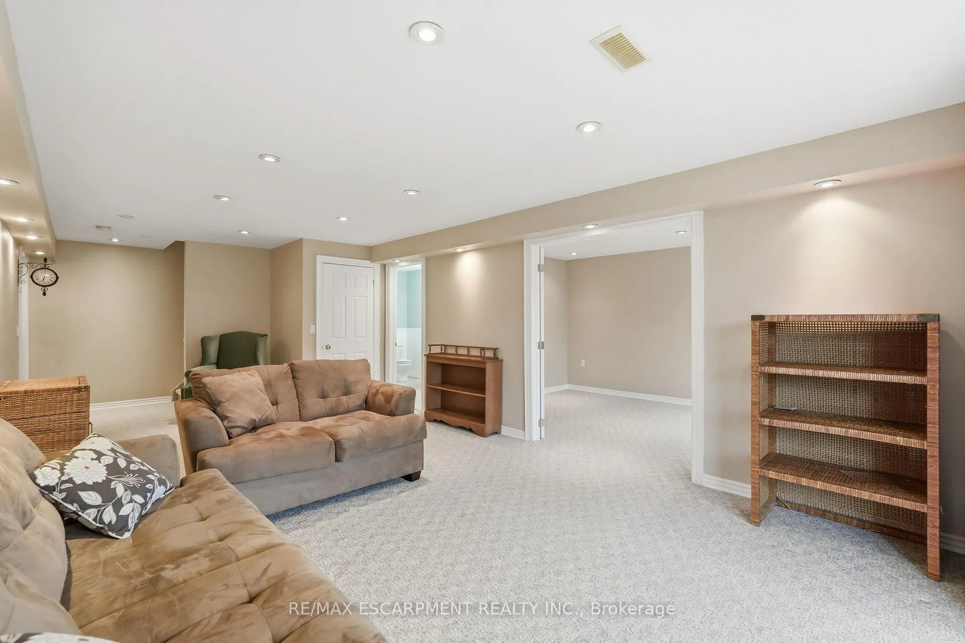 Photo 39 of Unit 10, 2165 Itabashi Way, Burlington, Tansley — HOMEH