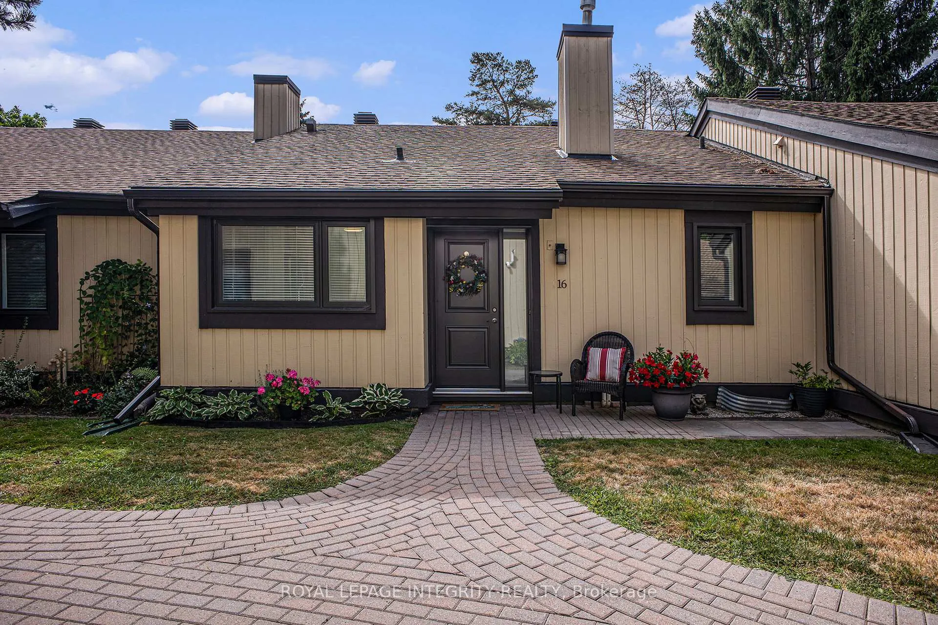 Photo 1 of 16 Pebble Beach Court, Ottawa, Stittsville (Central) — HOMEH