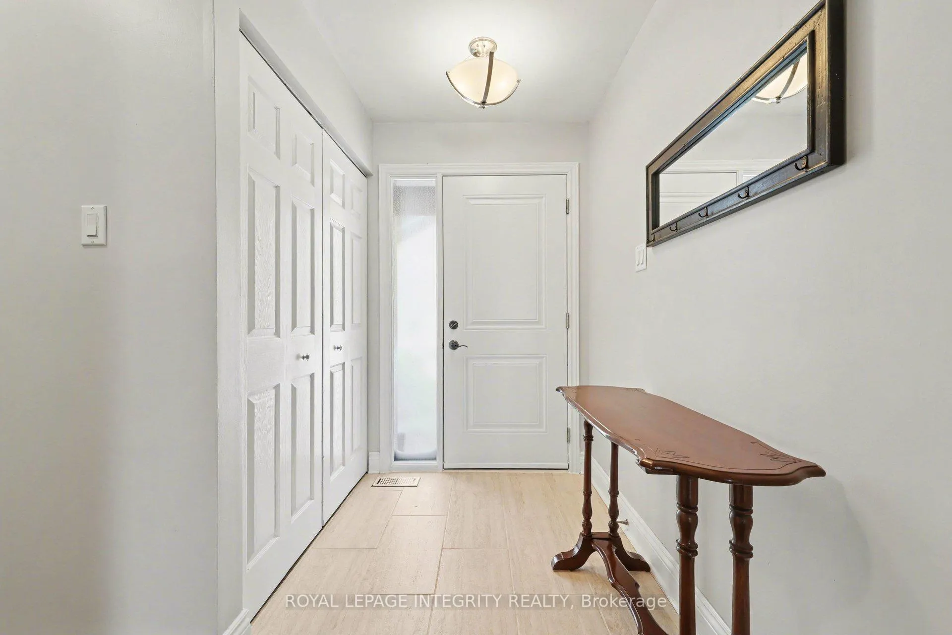 Photo 4 of 16 Pebble Beach Court, Ottawa, Stittsville (Central) — HOMEH