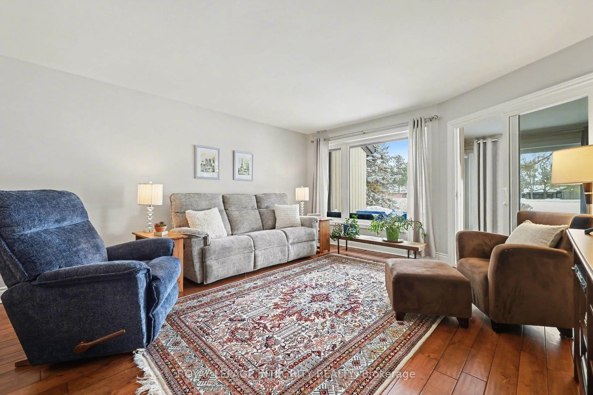 Photo 14 of 16 Pebble Beach Court, Ottawa, Stittsville (Central) — HOMEH