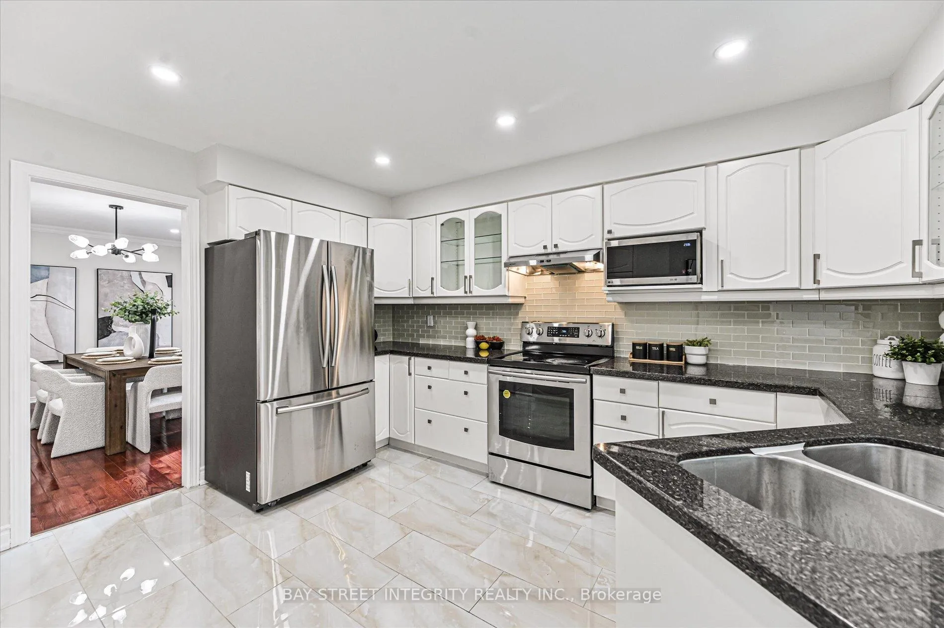 Photo 7 of 12 Greystone Road, Markham, Unionville — HOMEH