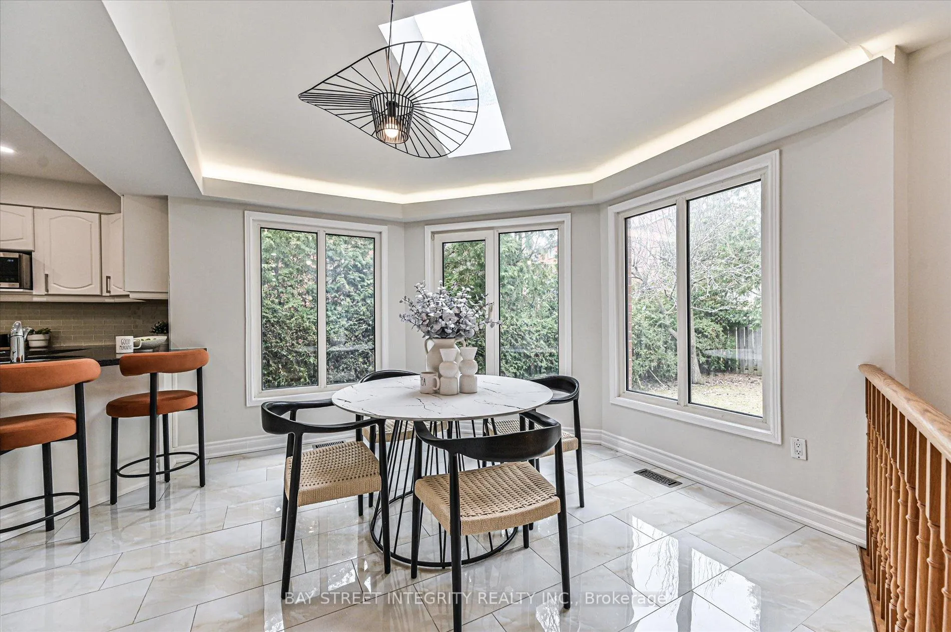 Photo 11 of 12 Greystone Road, Markham, Unionville — HOMEH