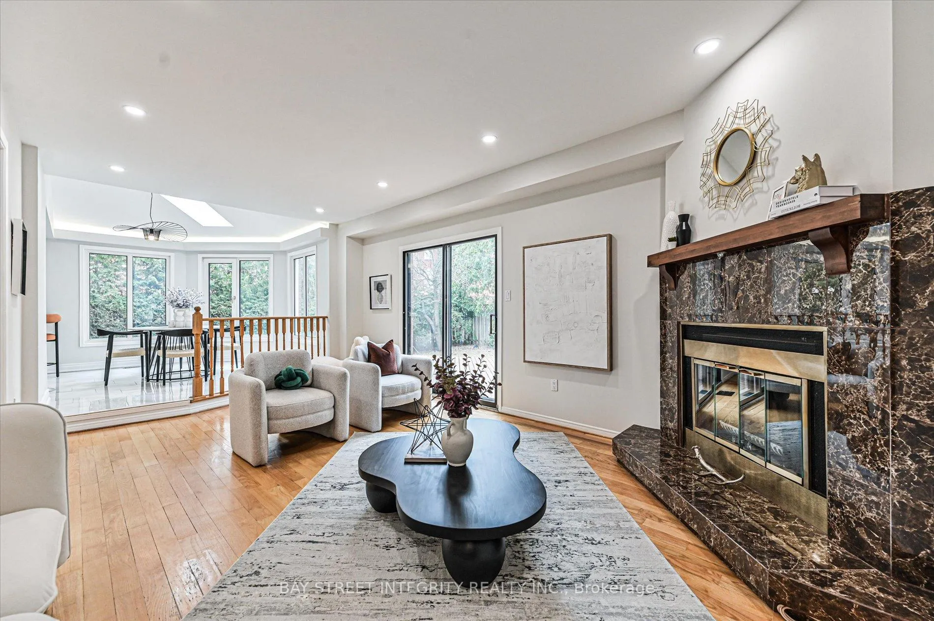 Photo 13 of 12 Greystone Road, Markham, Unionville — HOMEH