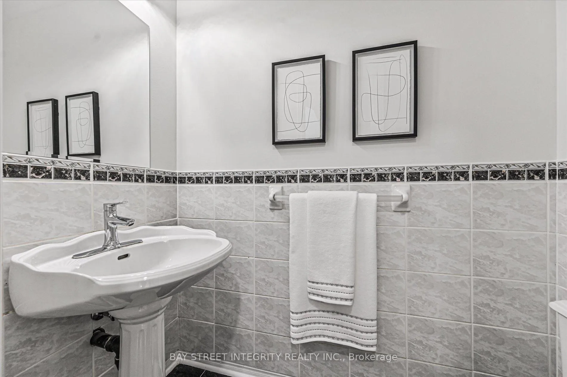 Photo 21 of 12 Greystone Road, Markham, Unionville — HOMEH