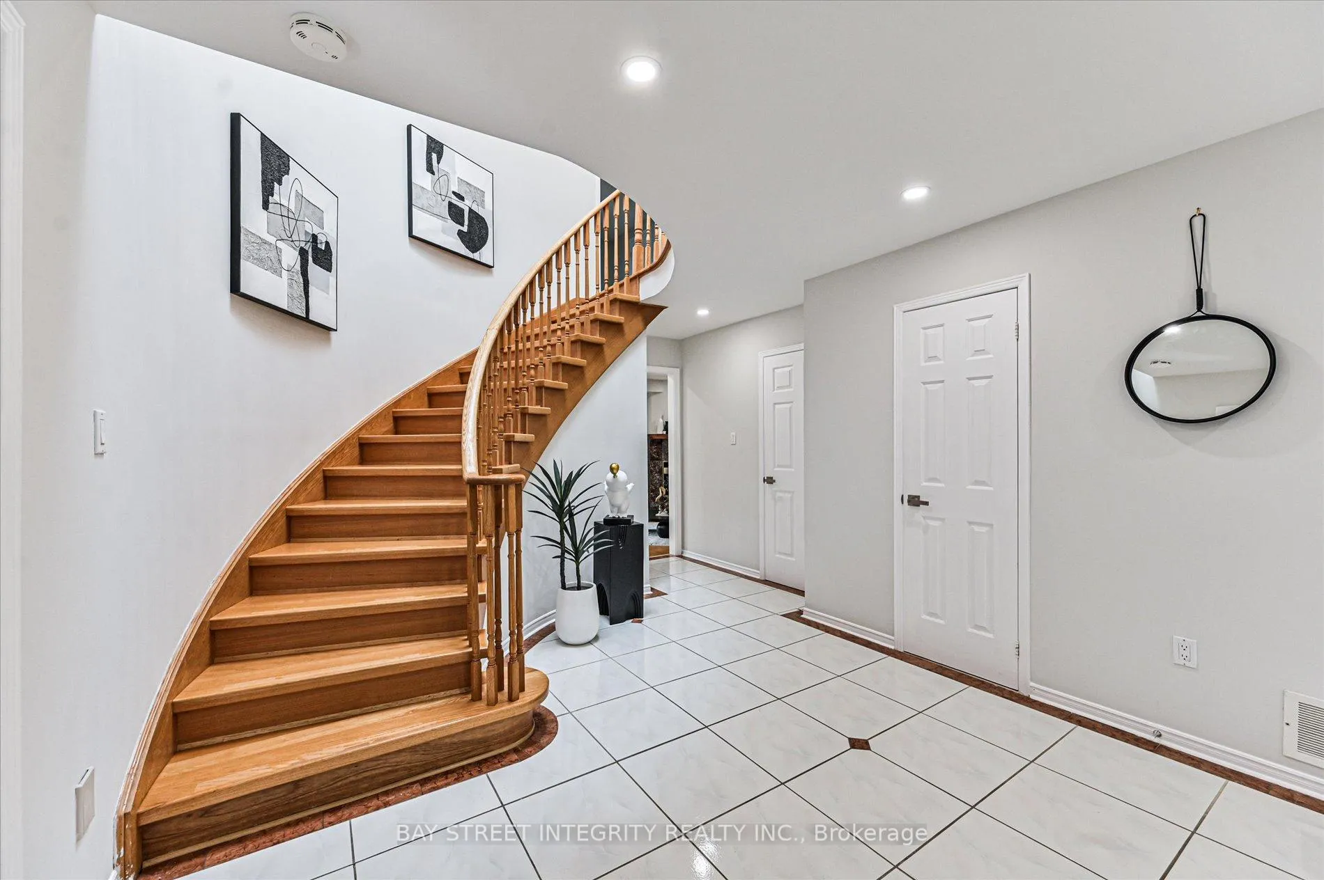 Photo 23 of 12 Greystone Road, Markham, Unionville — HOMEH