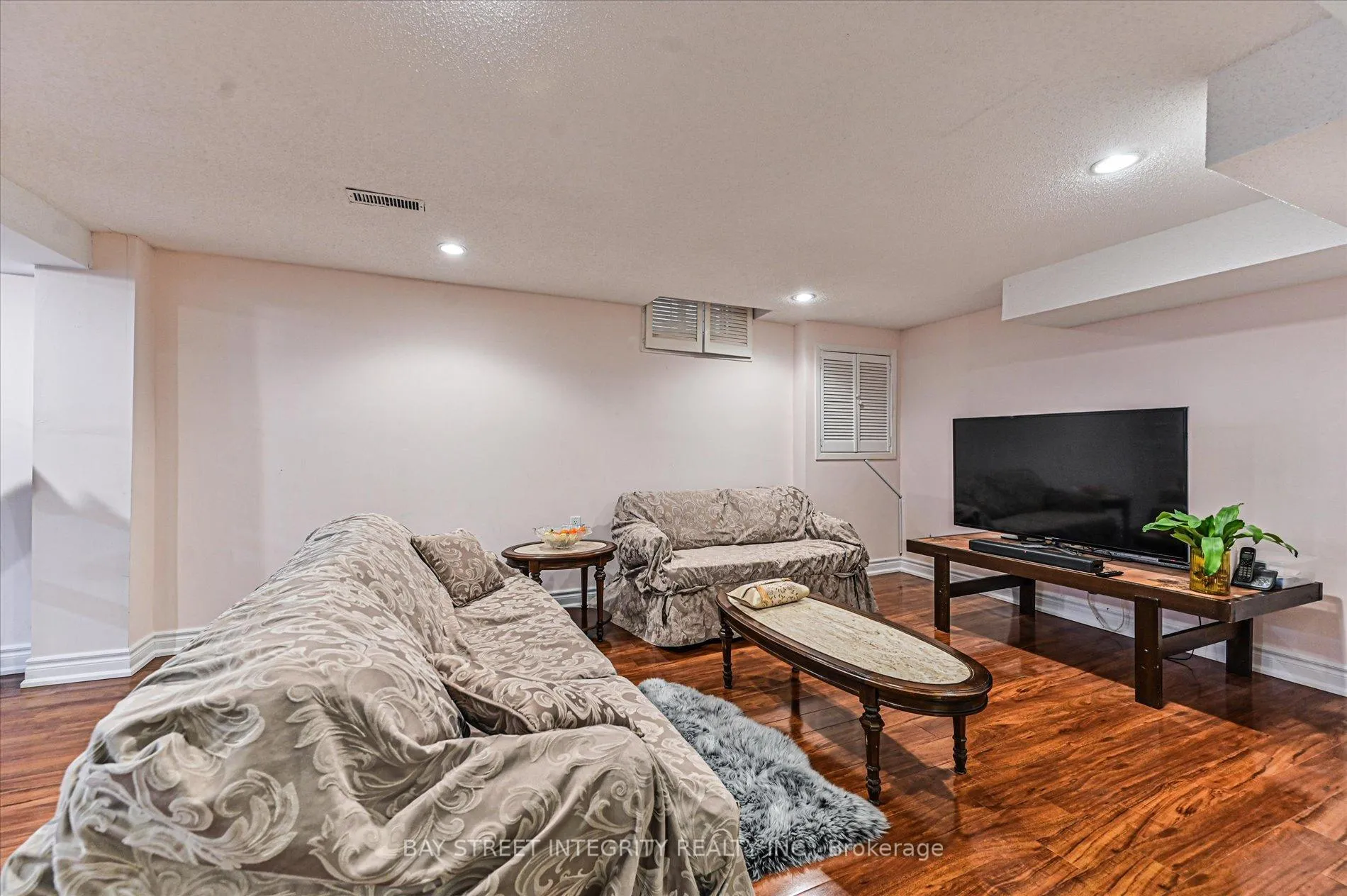 Photo 38 of 12 Greystone Road, Markham, Unionville — HOMEH