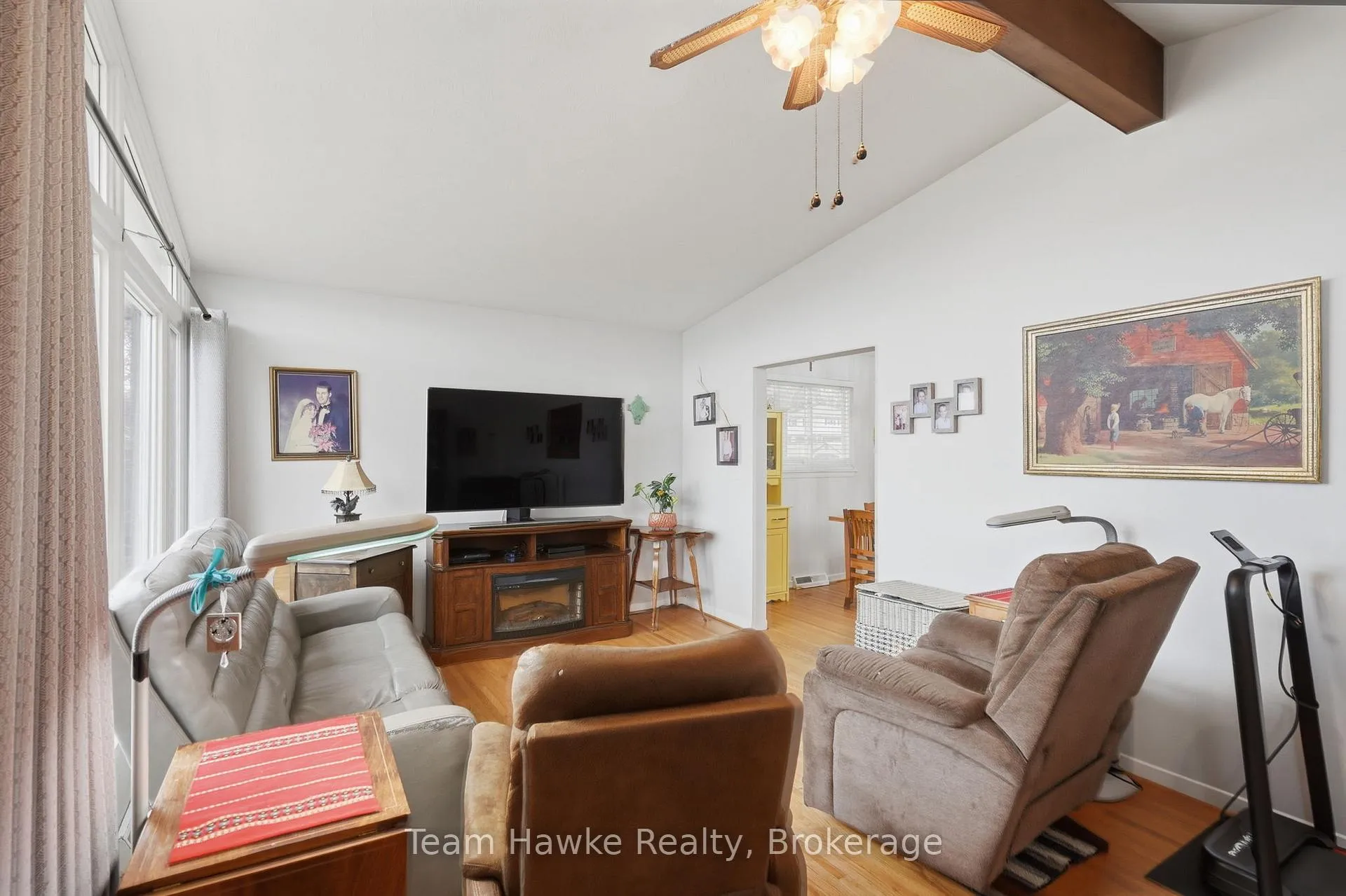 Photo 7 of 291 Ellen Street, Midland — HOMEH