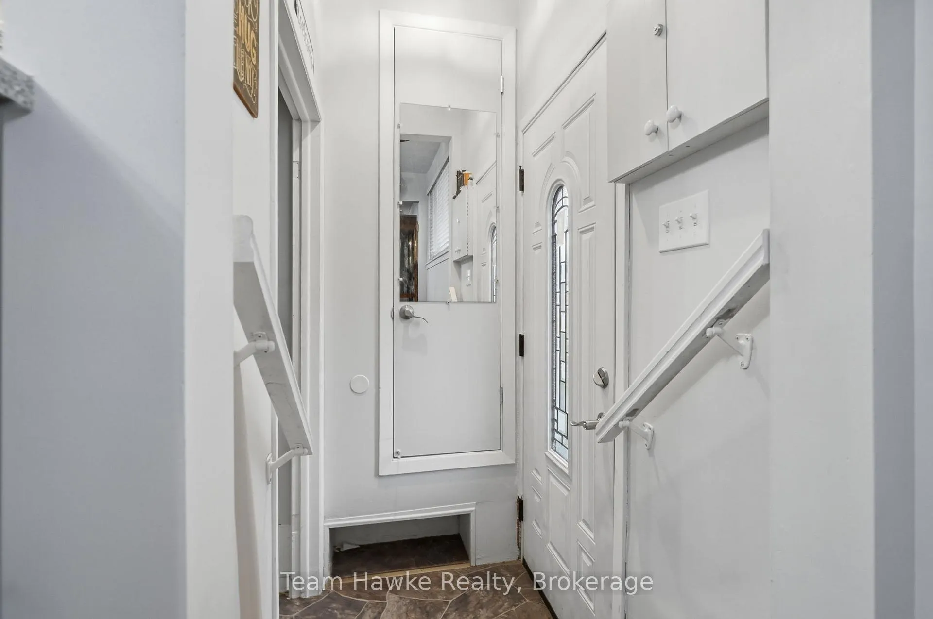 Photo 21 of 291 Ellen Street, Midland — HOMEH