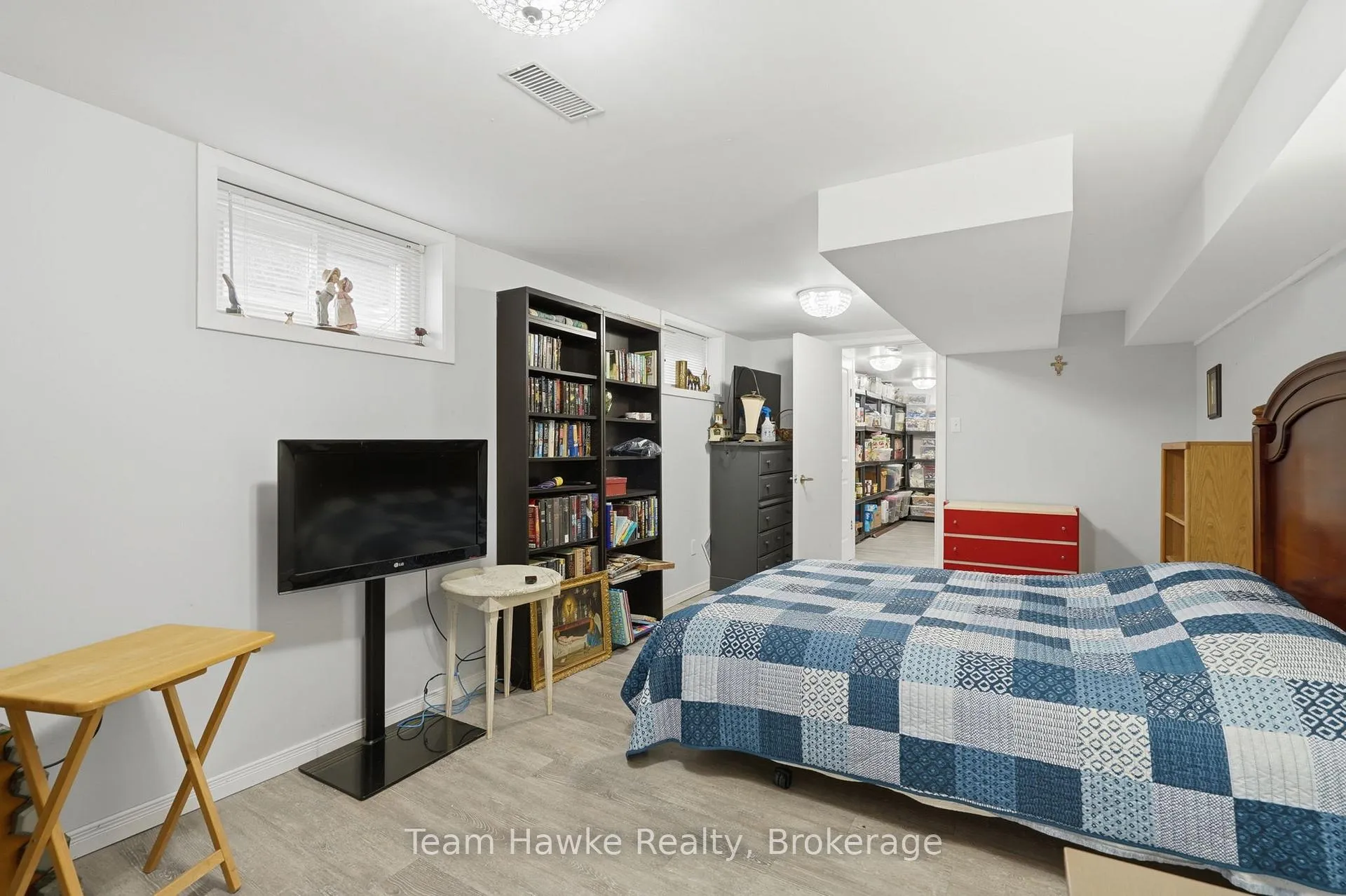 Photo 27 of 291 Ellen Street, Midland — HOMEH