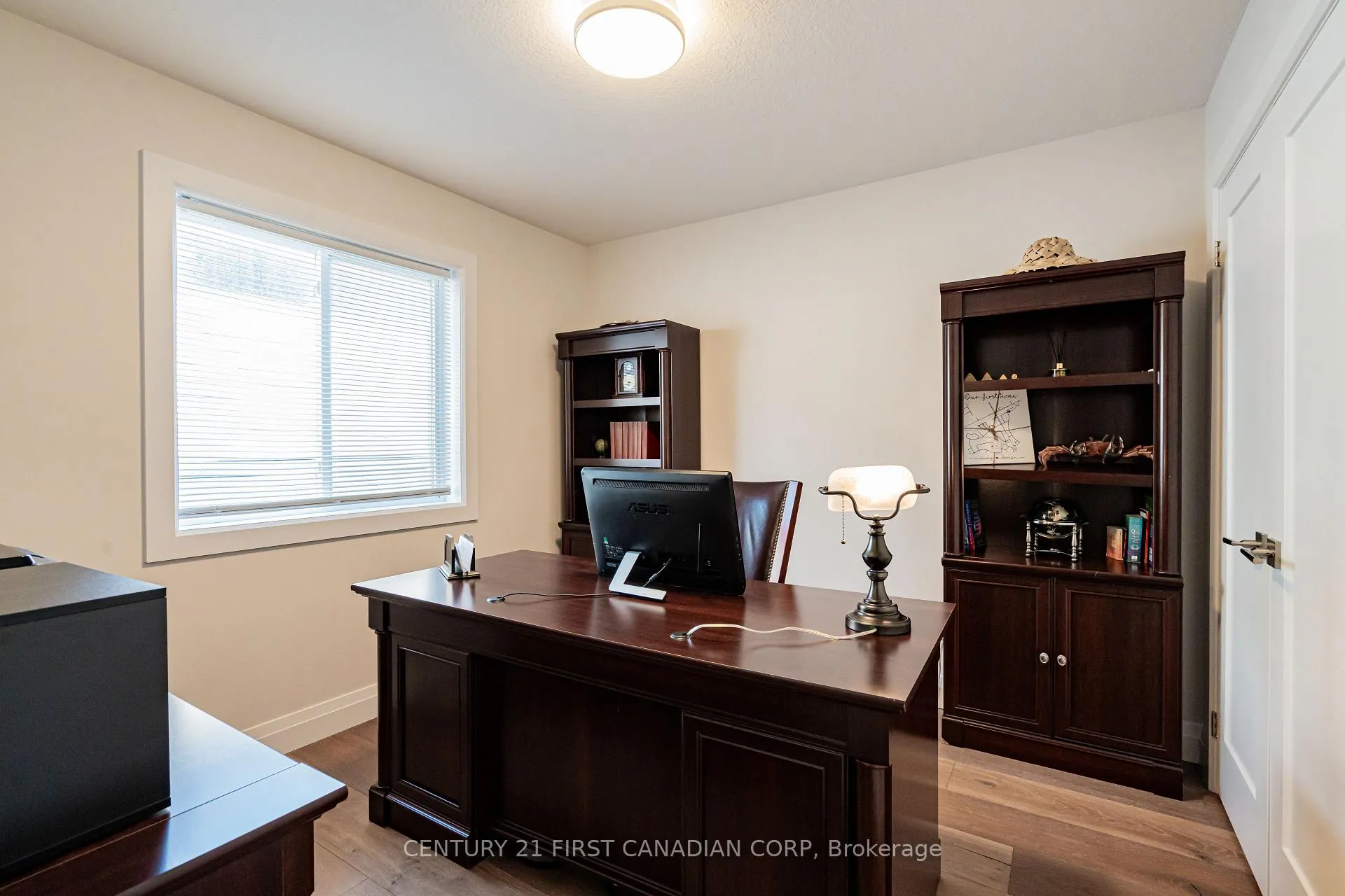 Photo 22 of 2085 Gough Avenue, London, North C — HOMEH
