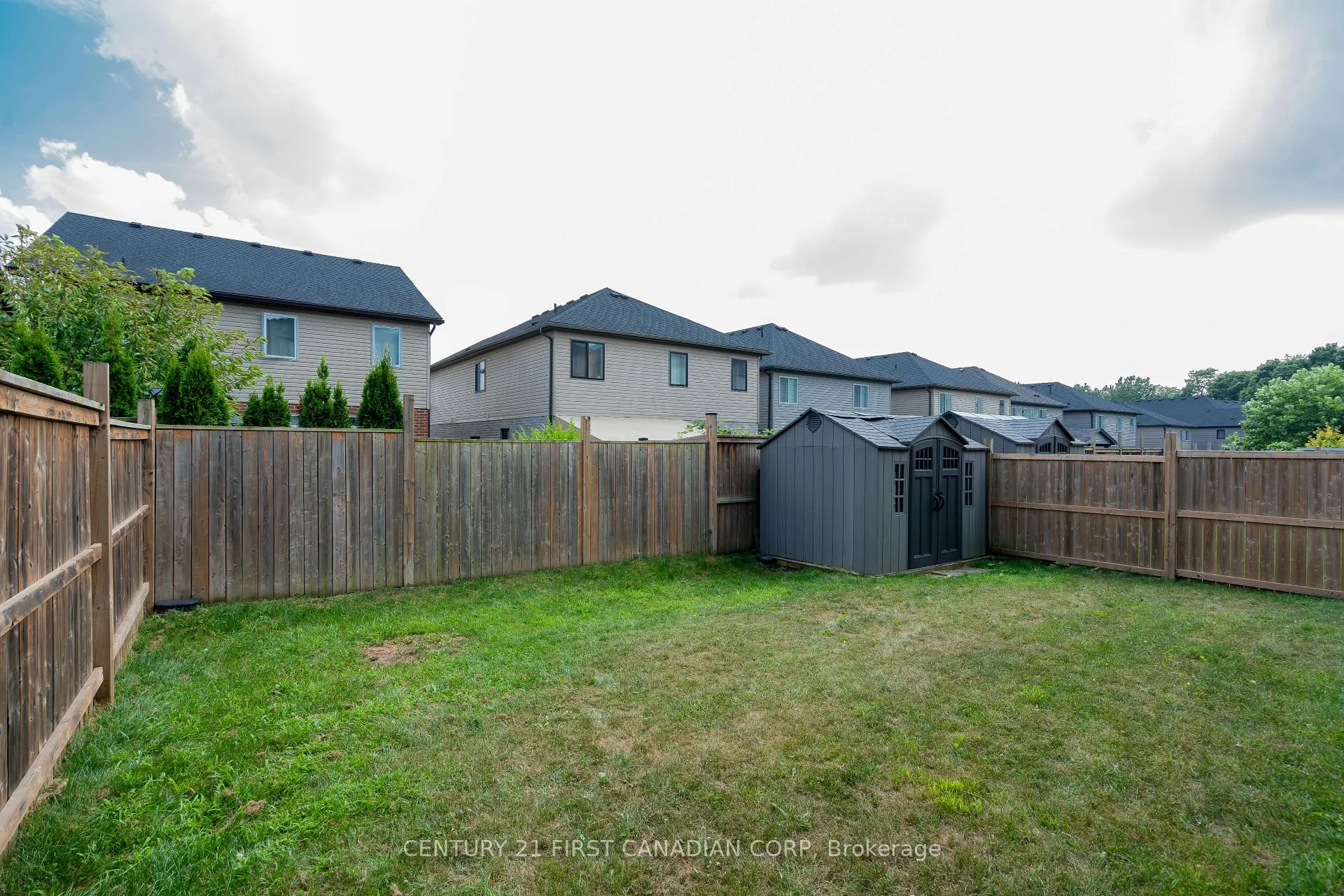 Photo 32 of 2085 Gough Avenue, London, North C — HOMEH