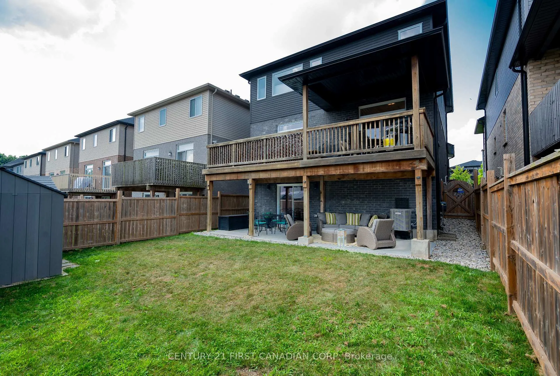 Photo 33 of 2085 Gough Avenue, London, North C — HOMEH