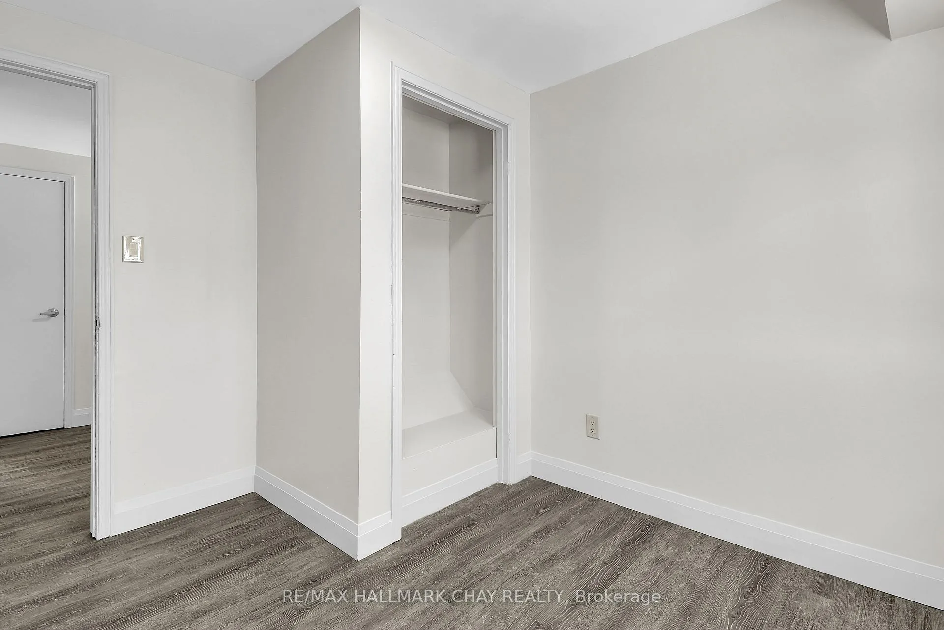 Photo 20 of 79 Christie Crescent, Barrie, Letitia Heights — HOMEH