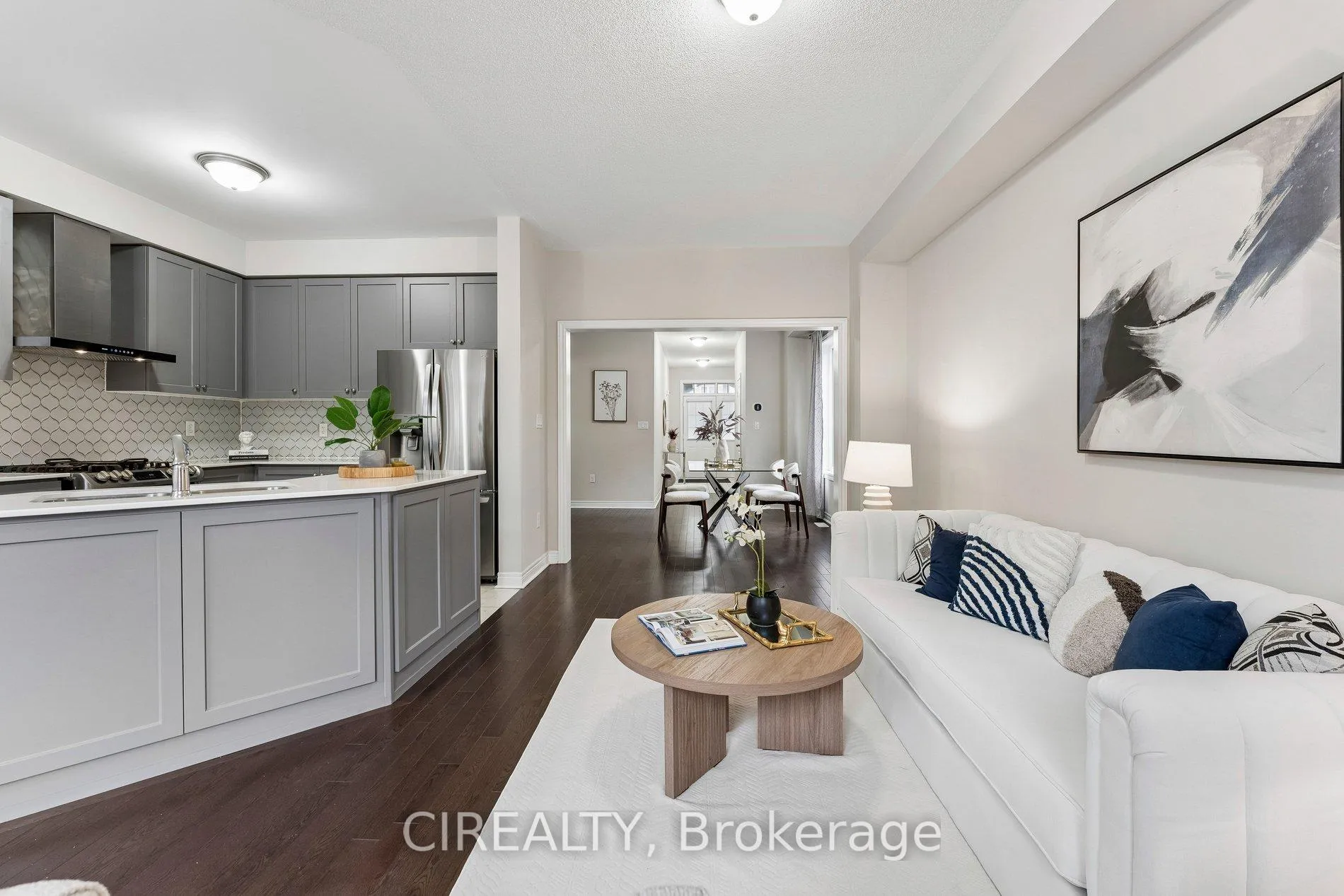 Photo 16 of 71 Finegan Circle, Brampton, Northwest Brampton — HOMEH