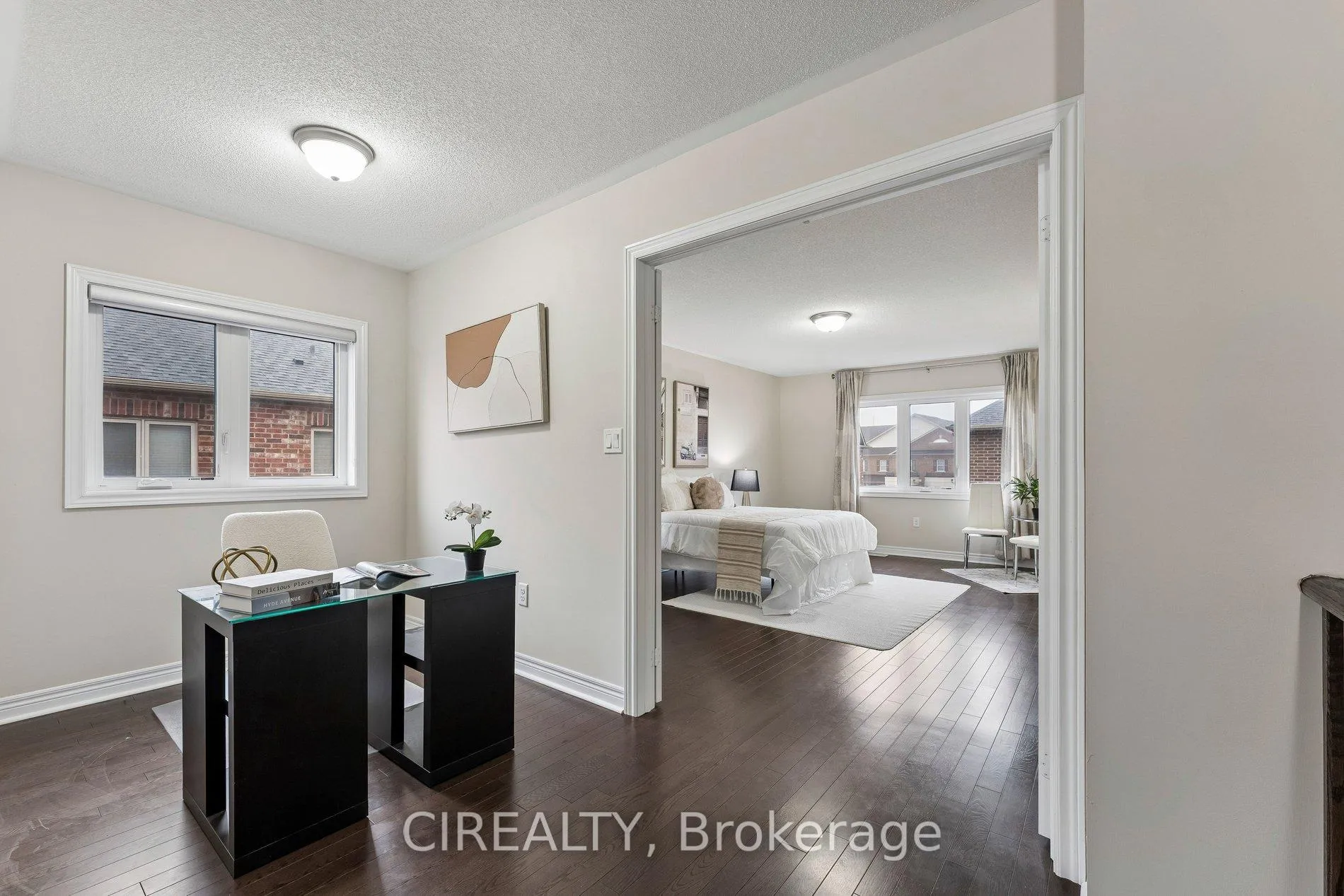 Photo 25 of 71 Finegan Circle, Brampton, Northwest Brampton — HOMEH