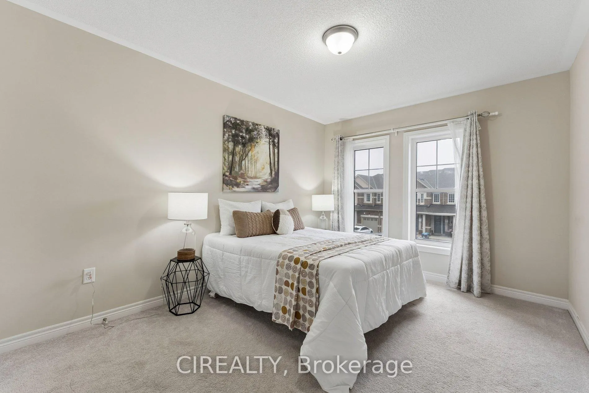 Photo 33 of 71 Finegan Circle, Brampton, Northwest Brampton — HOMEH