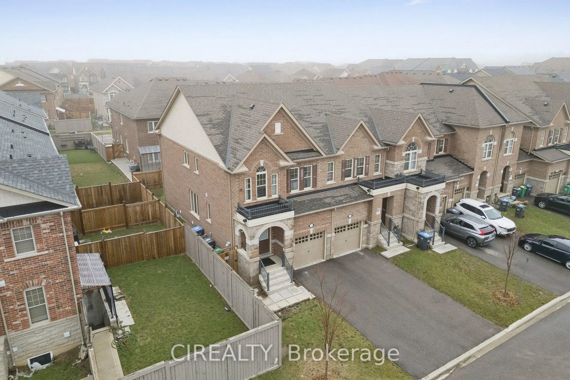 Photo 42 of 71 Finegan Circle, Brampton, Northwest Brampton — HOMEH