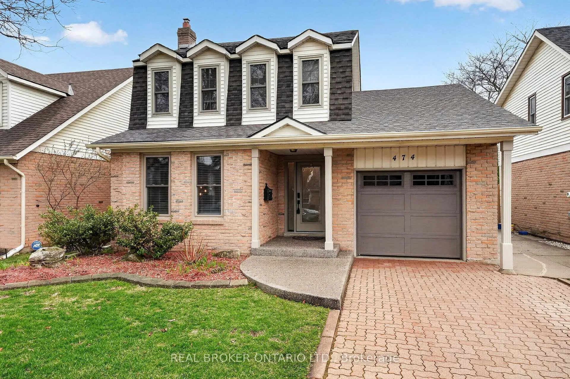 Photo 2 of 474 Knightsbridge Crescent, Hamilton, Ancaster — HOMEH