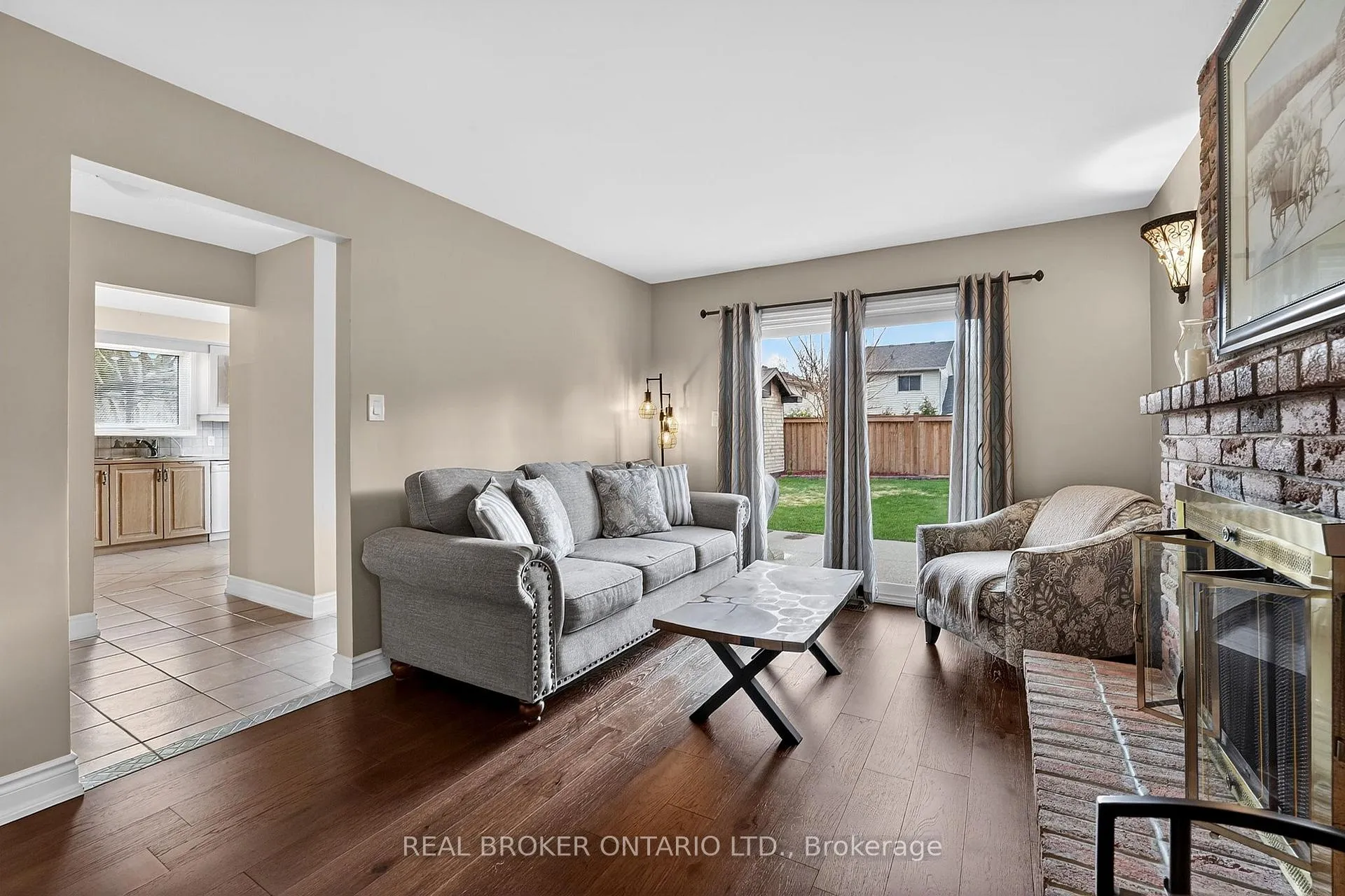 Photo 14 of 474 Knightsbridge Crescent, Hamilton, Ancaster — HOMEH