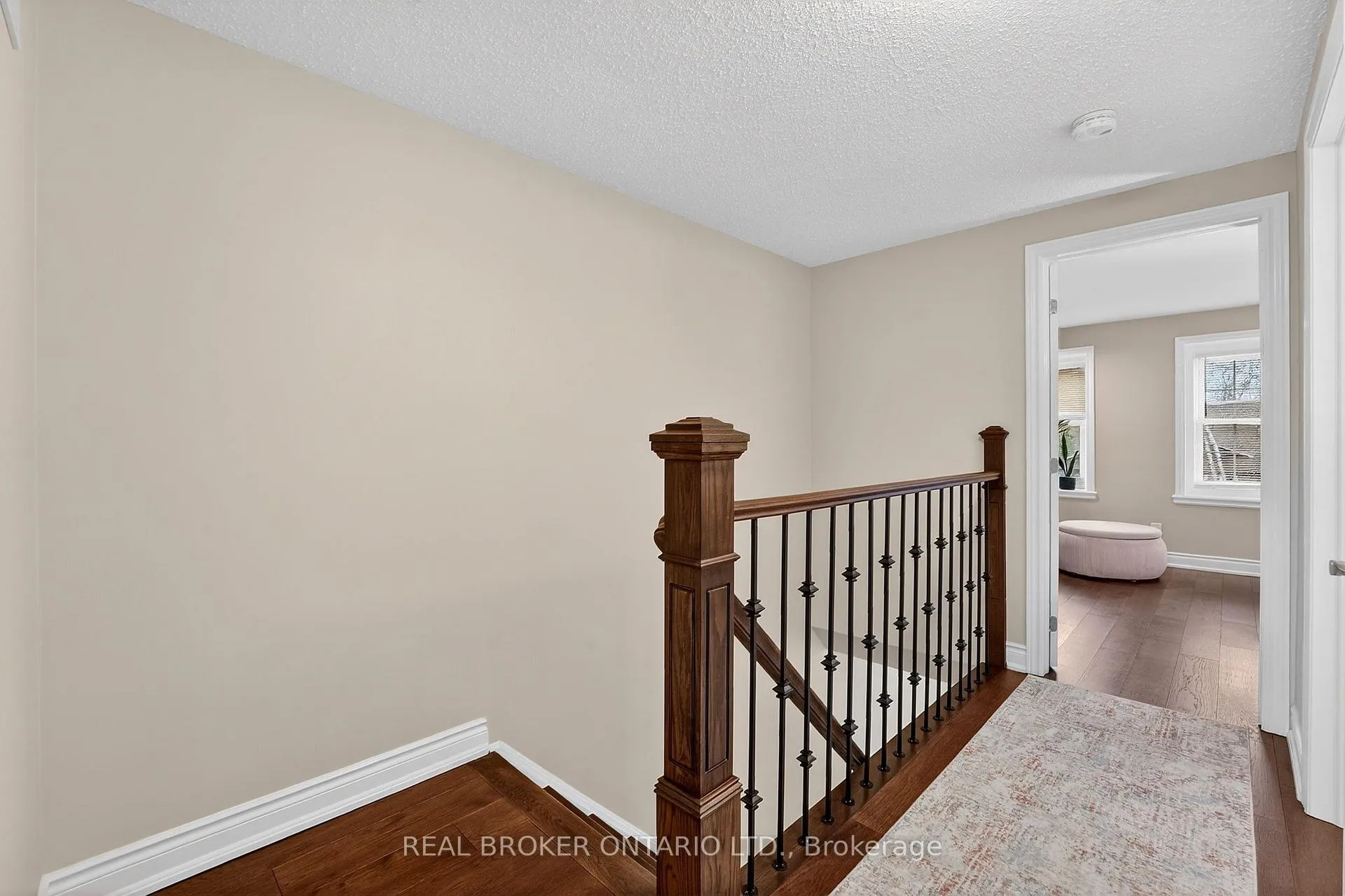 Photo 19 of 474 Knightsbridge Crescent, Hamilton, Ancaster — HOMEH