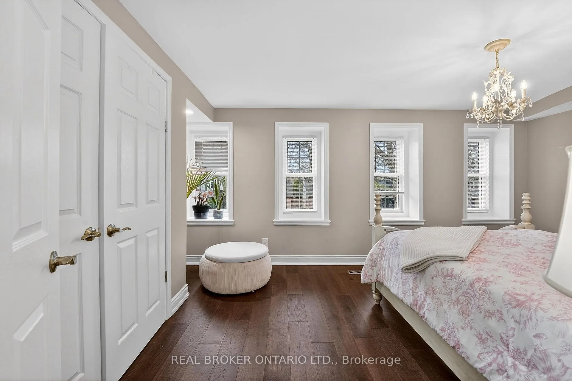 Photo 21 of 474 Knightsbridge Crescent, Hamilton, Ancaster — HOMEH