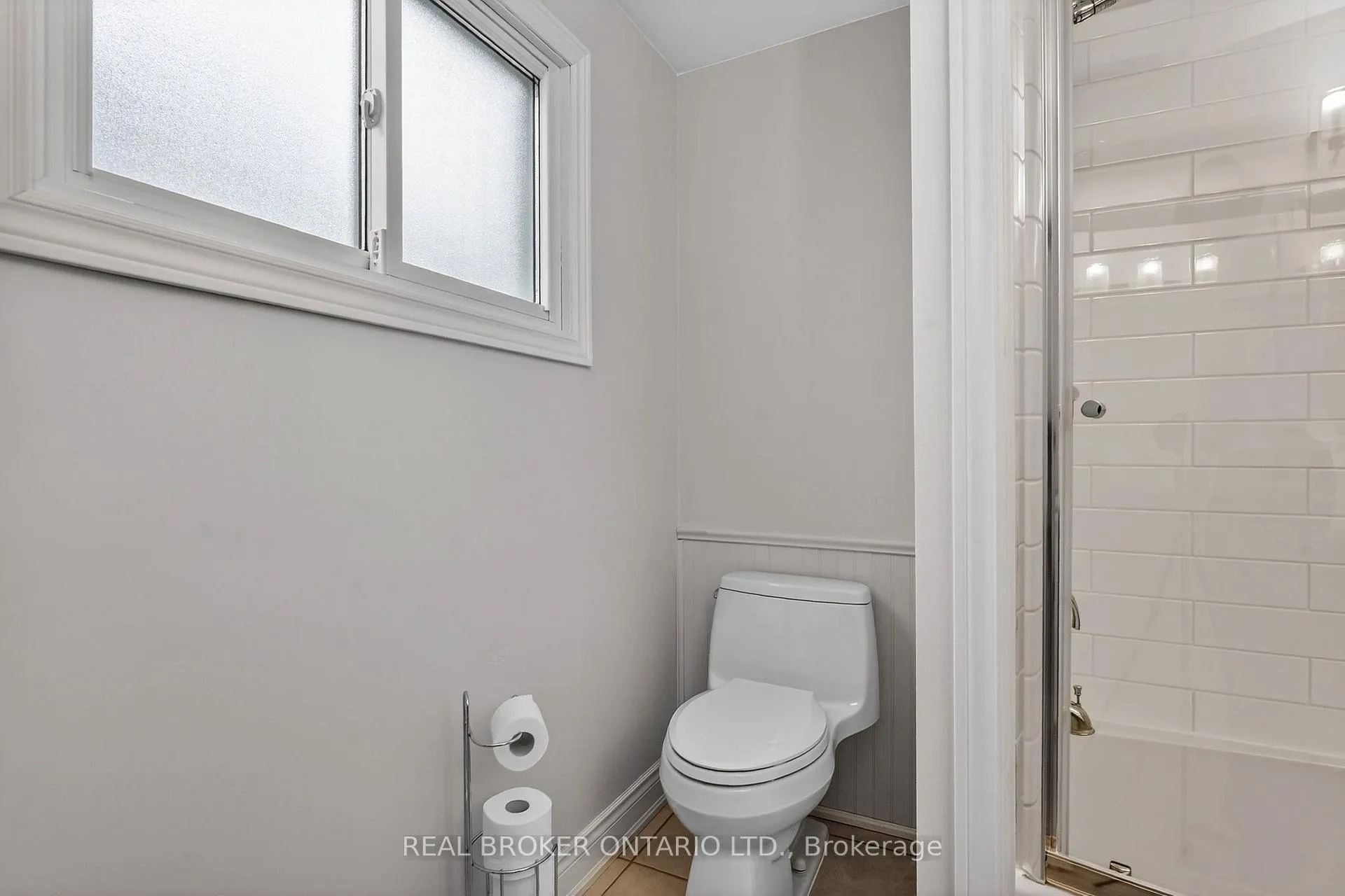 Photo 24 of 474 Knightsbridge Crescent, Hamilton, Ancaster — HOMEH