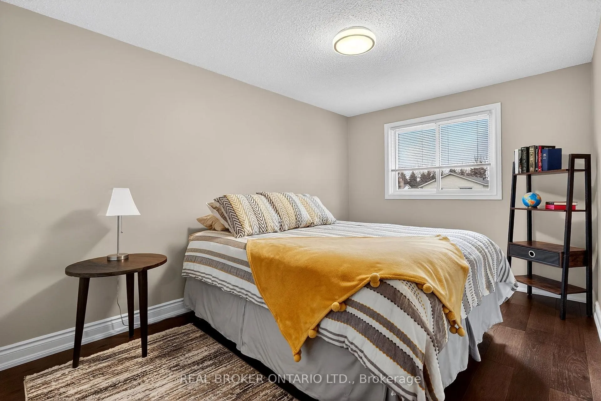 Photo 25 of 474 Knightsbridge Crescent, Hamilton, Ancaster — HOMEH