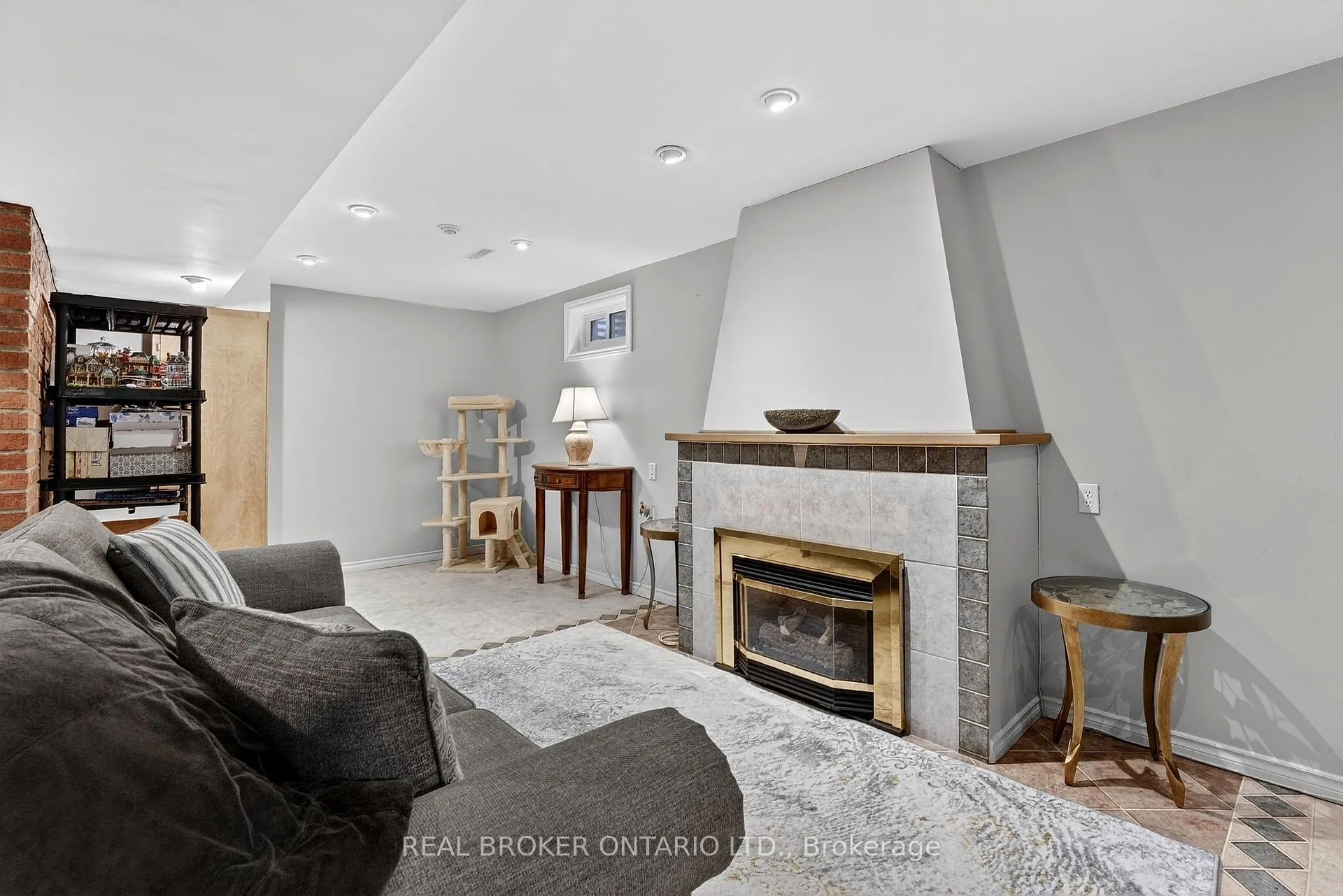 Photo 31 of 474 Knightsbridge Crescent, Hamilton, Ancaster — HOMEH