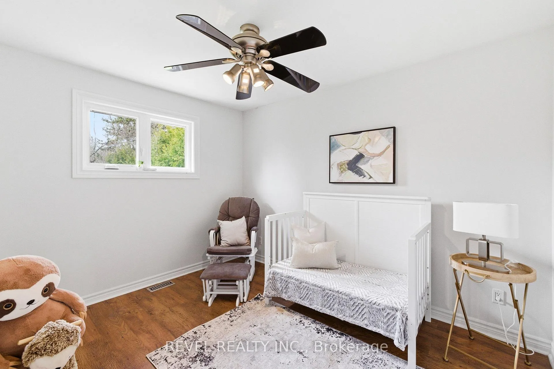 Photo 17 of 396 Wilson Road N, Oshawa, O'Neill — HOMEH