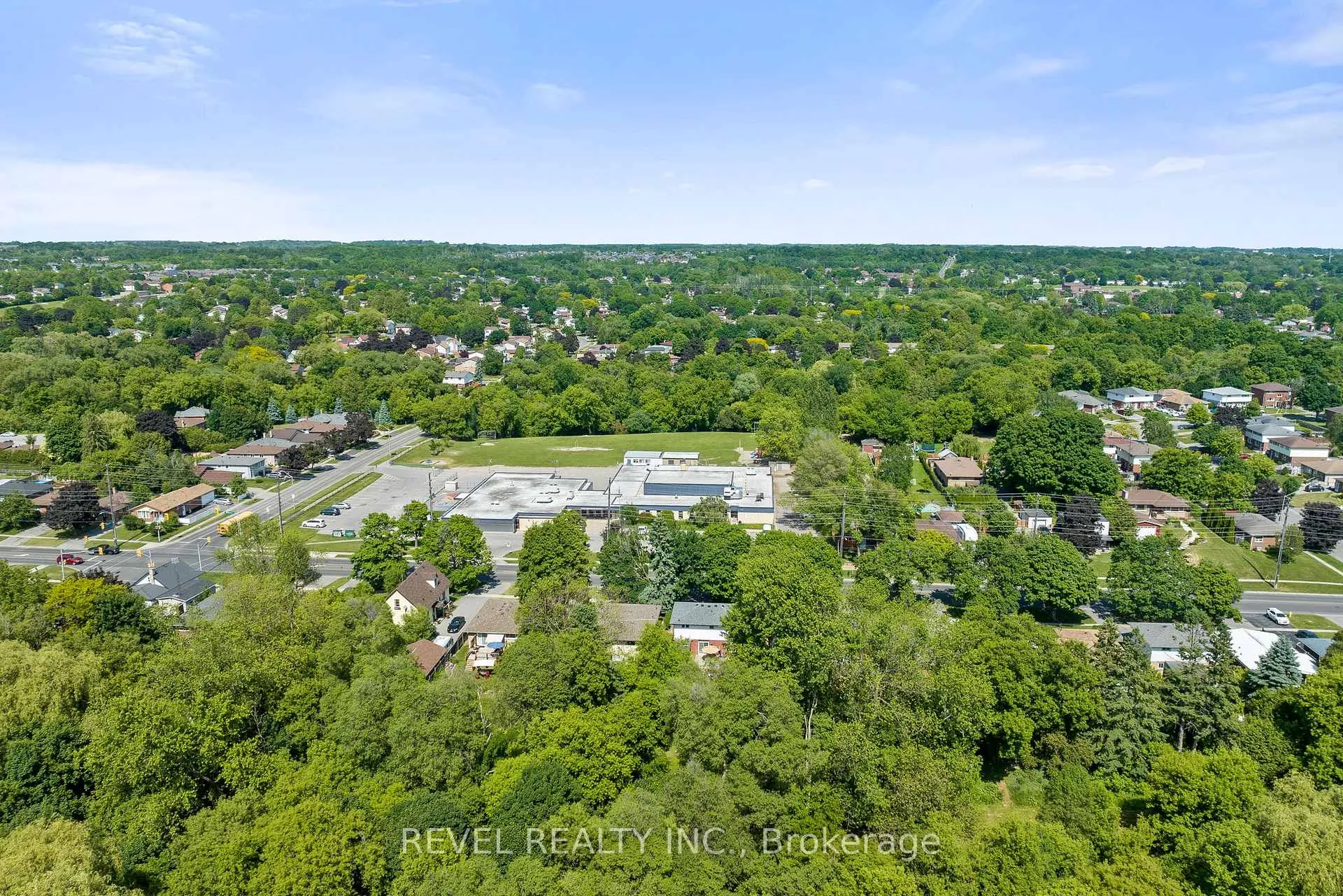 Photo 25 of 396 Wilson Road N, Oshawa, O'Neill — HOMEH