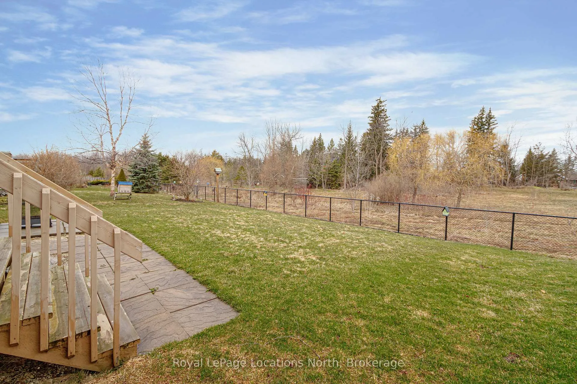 Photo 36 of 73 Findlay Drive, Collingwood — HOMEH