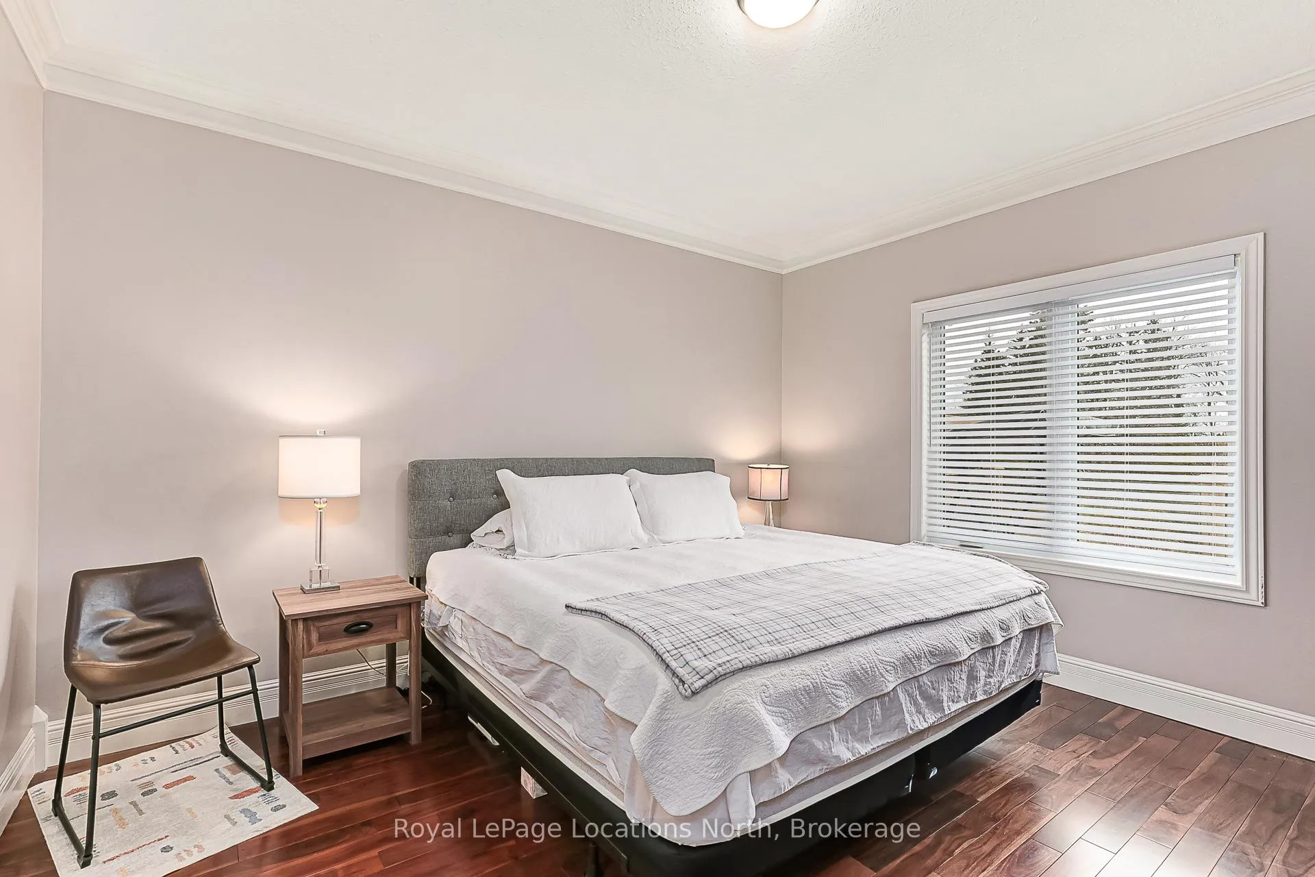 Photo 38 of 73 Findlay Drive, Collingwood — HOMEH