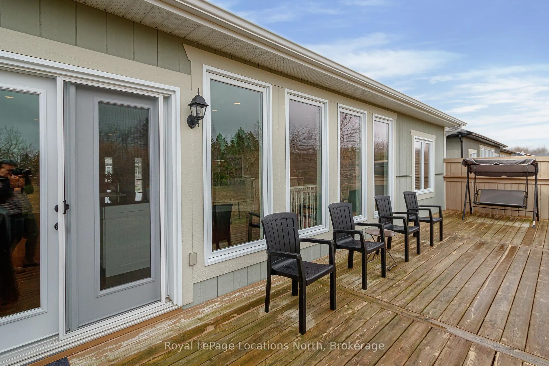Photo 41 of 73 Findlay Drive, Collingwood — HOMEH