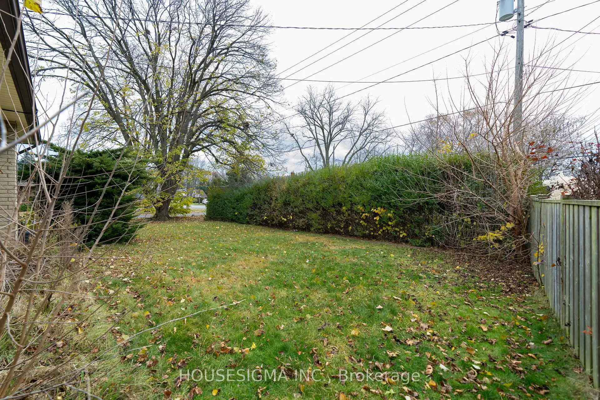 Photo 23 of 1 Cherrylane Drive N, St. Catharines, Vine/Linwell — HOMEH