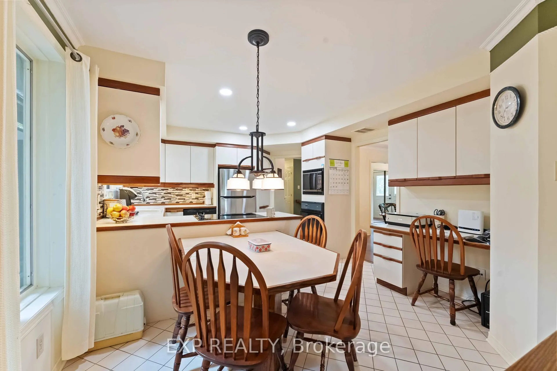 Photo 8 of 16 Evelyn Street, Ottawa, Stittsville (South) — HOMEH