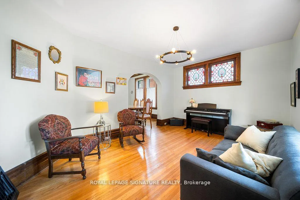 Photo 7 of 14 Goshen Street S, Bluewater, Zurich — HOMEH