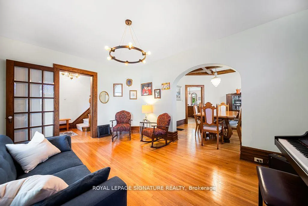 Photo 8 of 14 Goshen Street S, Bluewater, Zurich — HOMEH