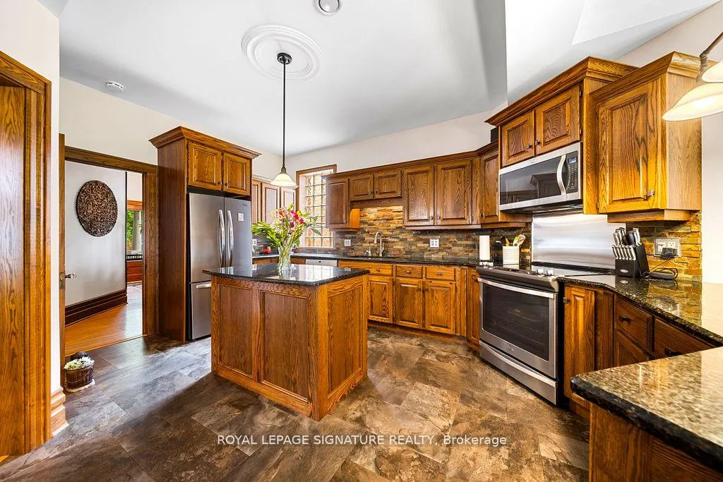 Photo 14 of 14 Goshen Street S, Bluewater, Zurich — HOMEH