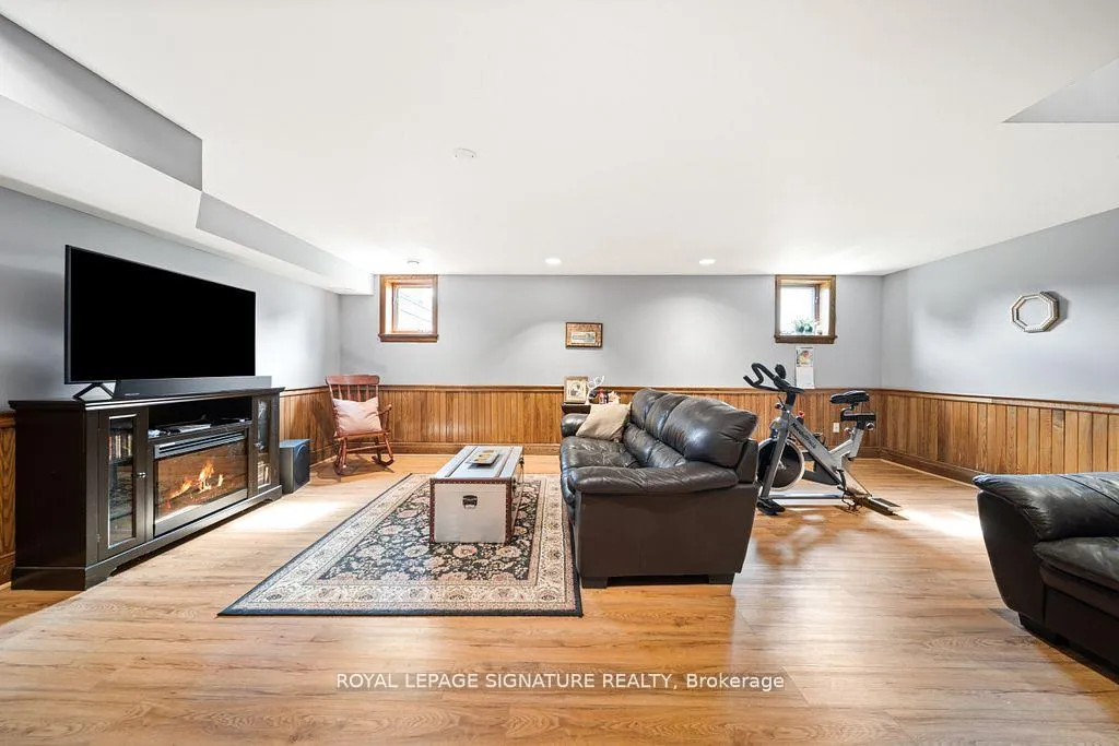 Photo 37 of 14 Goshen Street S, Bluewater, Zurich — HOMEH