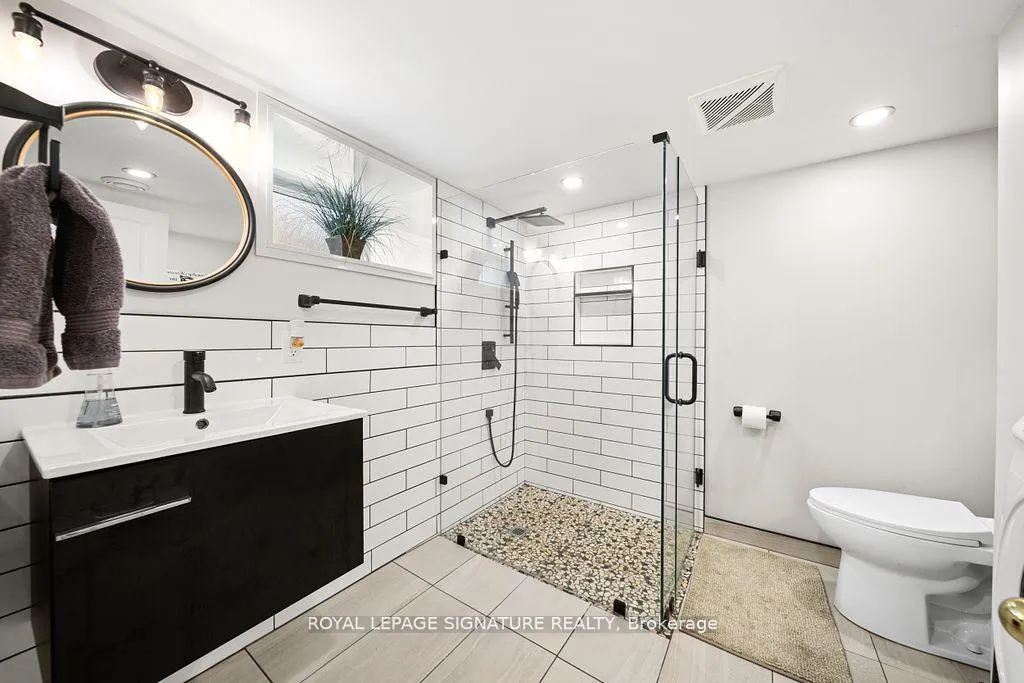 Photo 38 of 14 Goshen Street S, Bluewater, Zurich — HOMEH